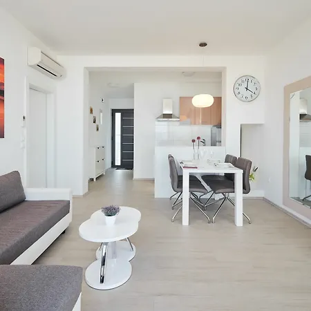 Villa Mila Trogir Exterior photo