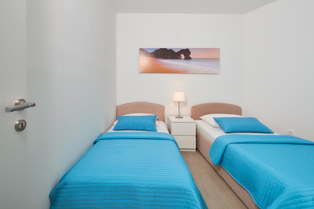 Mila Trogir